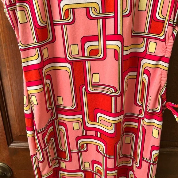 Almost Famous Retro Pink and Orange Midi Dress with cut out on side. Size L - Picture 6 of 6